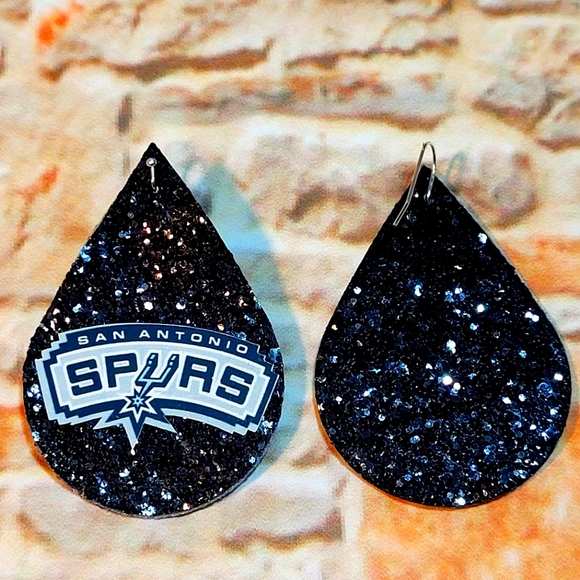 San Antonio Spurs black faux leather earrings! - Picture 2 of 2